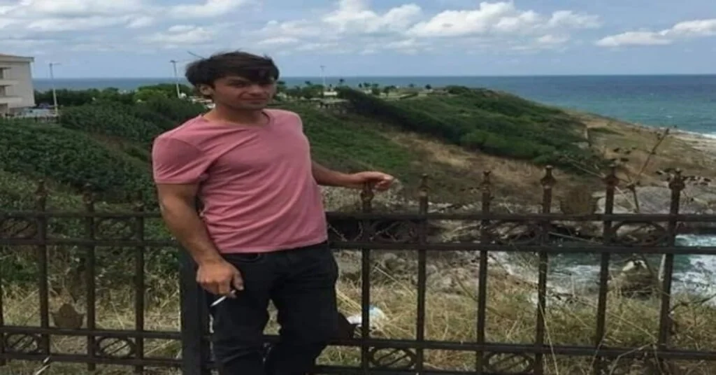 Genç Yaşta Hayatına Son Verdi