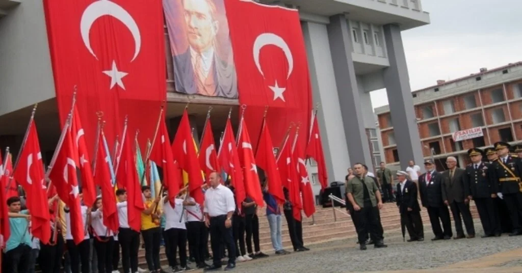 Giresunda 30 Ağustos Zafer Bayramı Düzenlenen Törenle Kutlandı