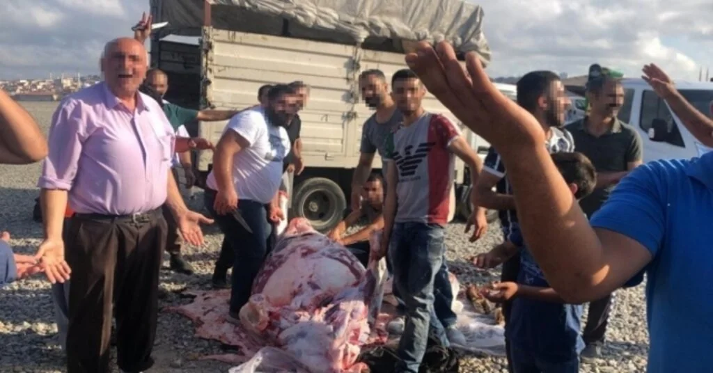 Göztepede Kaçak Kurban Kesimi Yapanlara Zabıta Müdahalesi