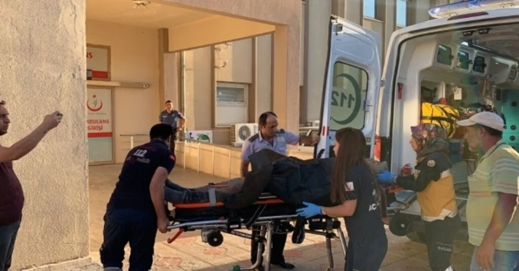 Hes İnşaatında İskele Çöktü: 4 Yaralı
