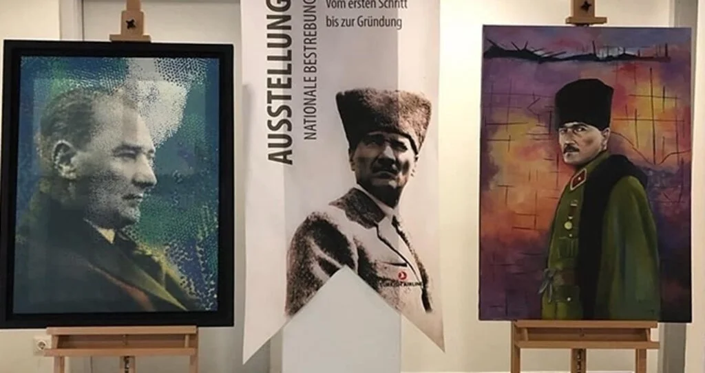 'İlk Adımdan Kuruluşa' Sergisi Berlin'e hediye 
