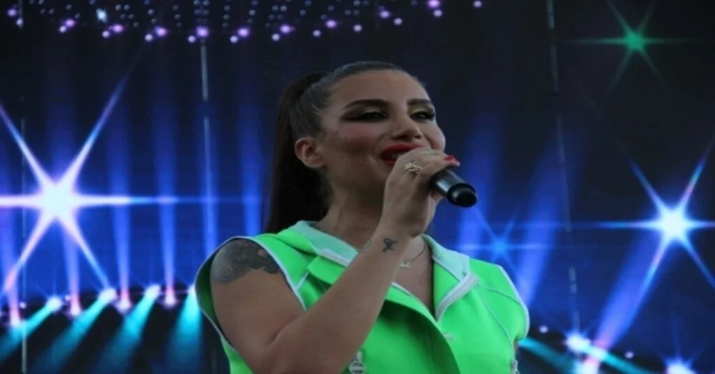İrem Derici İzmir Optimumu Salladı