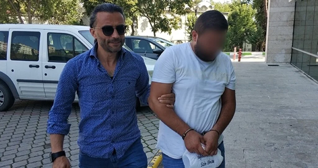 İş yerinde çalıntı araç motorları bulunan şahıs gözaltına alındı