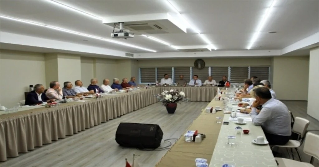 Kartal Belediyesi İlçe Sorunlarına Muhtarlar İle Çözüm Bulmaya Devam Ediyor