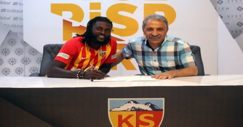 Kayserispor,  Emmanuel Adebayor İle 1 Yıllık Sözleşme İmzaladı