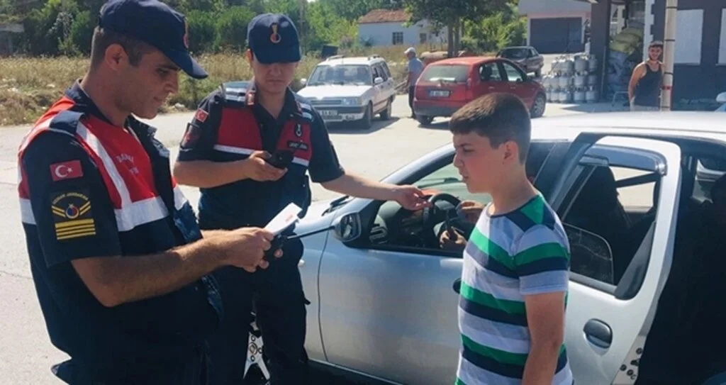 "Kemerin Ses Getirsin" kampanyası