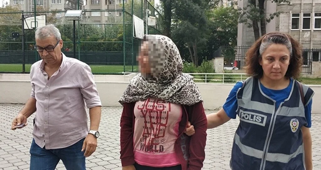 Kendi vatandaşını dolandıran tercümana gözaltı