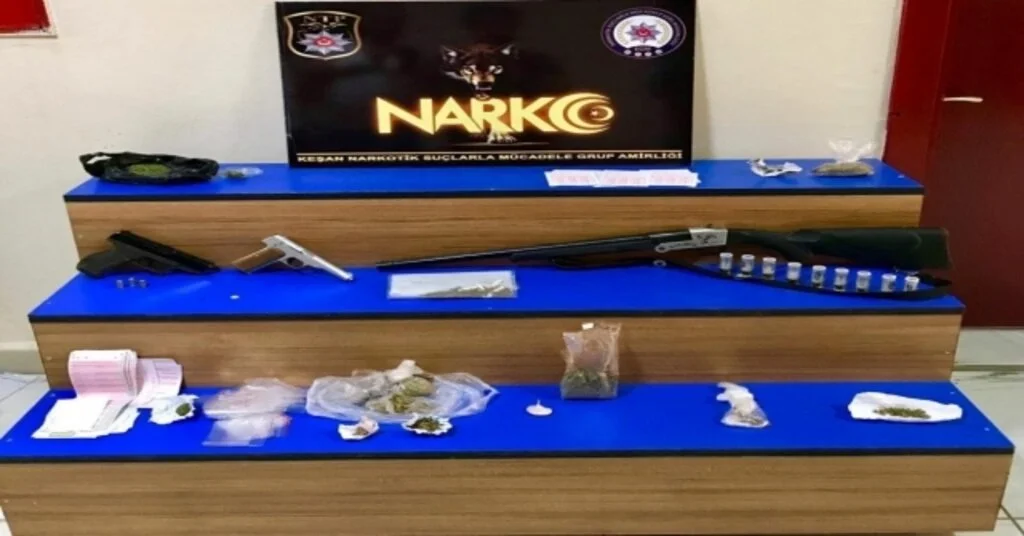 Keşanda, 21 Adrese Eş Zamanlı Yapılan Operasyonda 19 Kişi Gözaltına Alındı