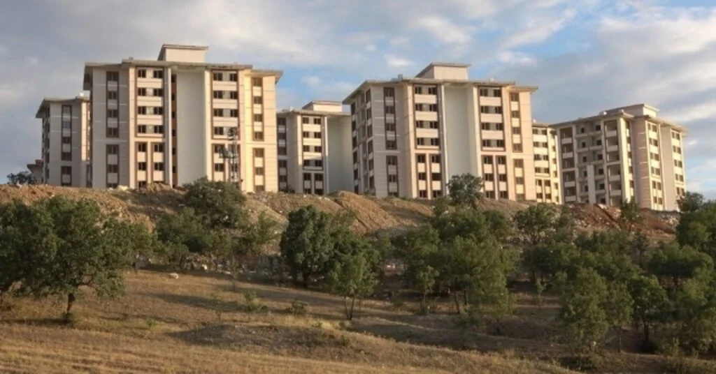 Kırıkkalede Emekliler Tokiden Ev Sahibi Oldu
