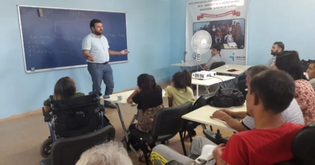 Kızıltepede Engellilere Proje Tanıtım Eğitimi