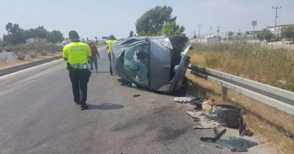 Kontrolden Çıkan Otomobil Takla Attı: 2 Yaralı