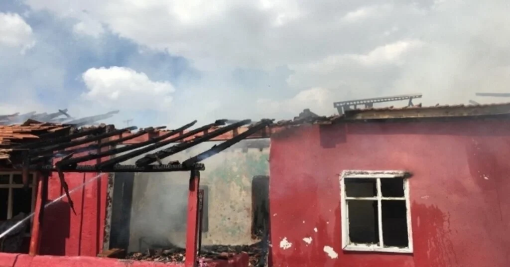 Konyada Ev Yangını
