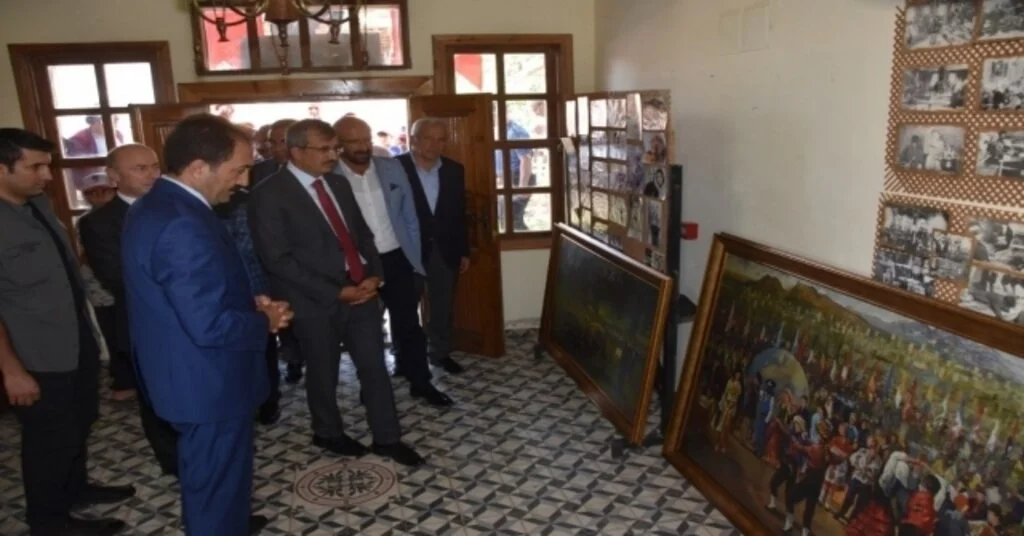 Kralların Ressamı Anıldı
