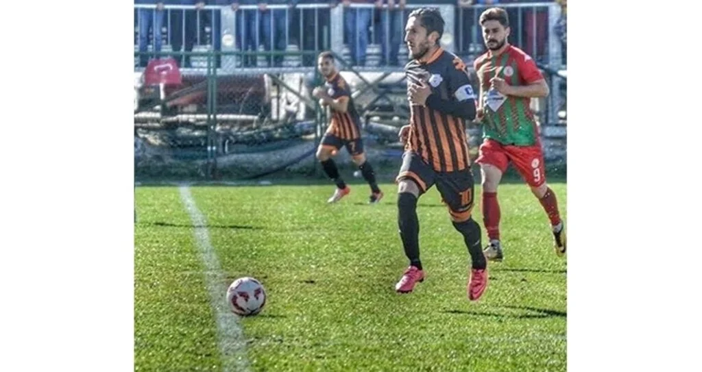 Ladik Top Başı Yapıyor