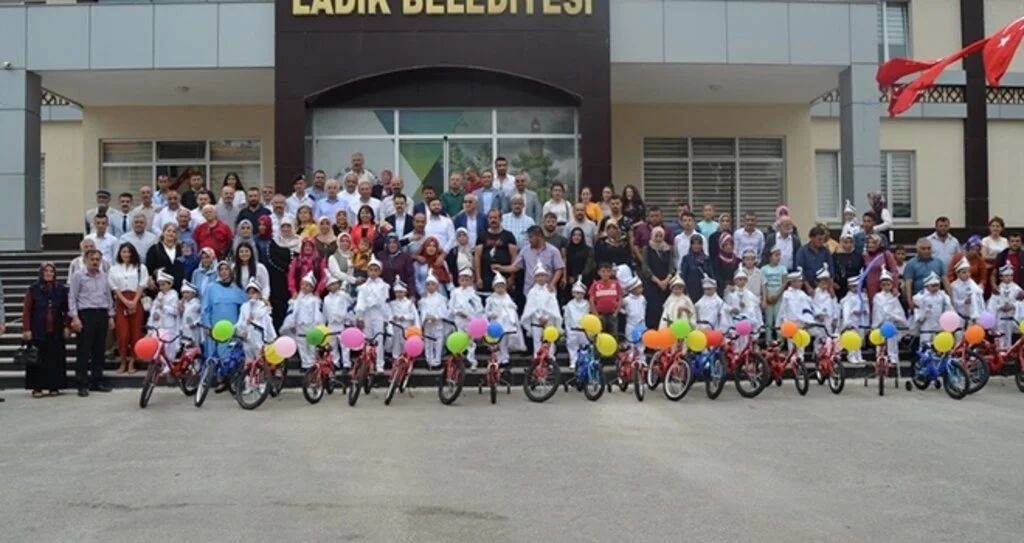 Ladik'te 27 çocuk erkekliğe ilk adımı attı