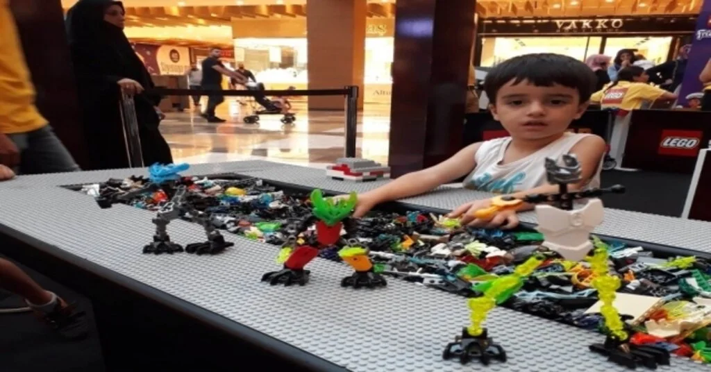 Legonun Renkli Dünyası Piazzada