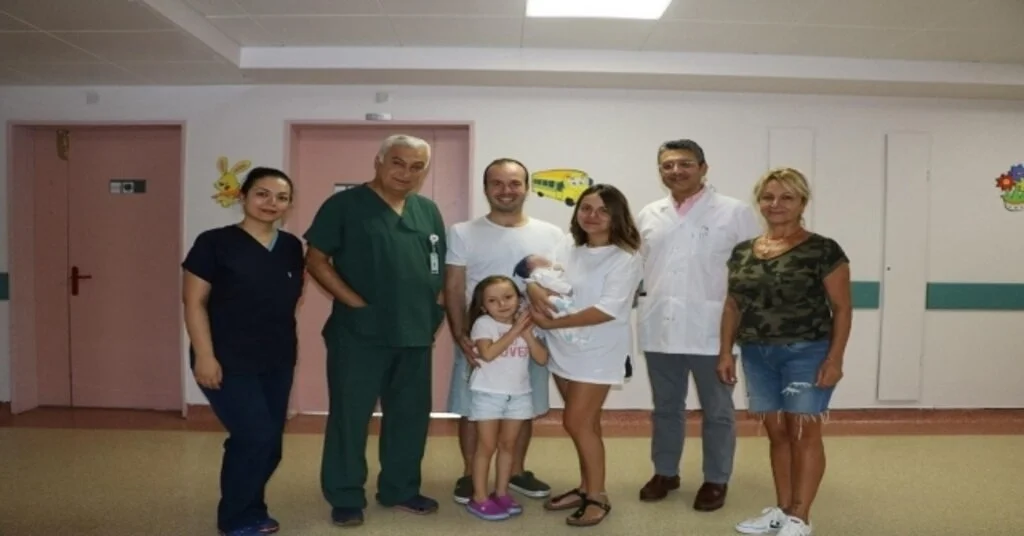 Leo Bebek Taburcu Oldu