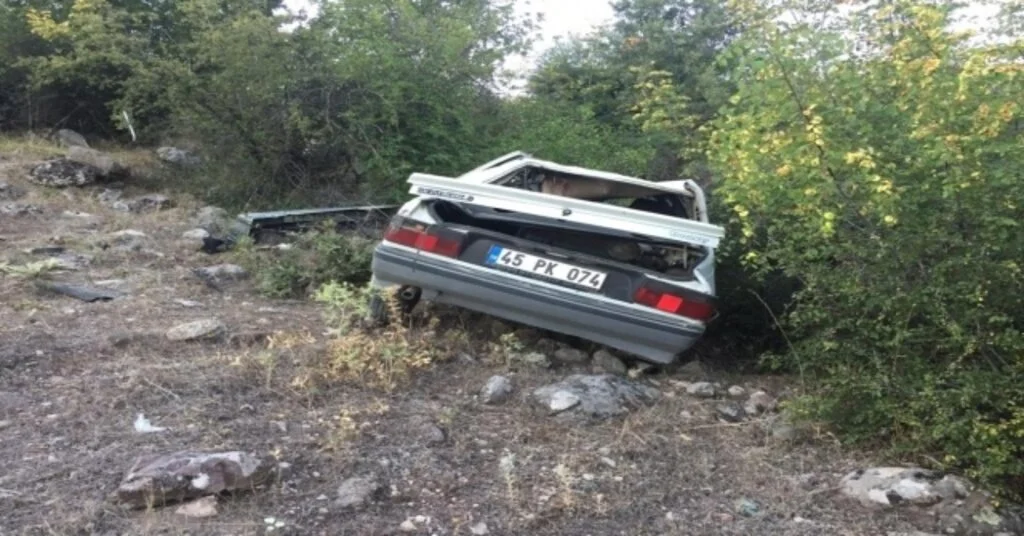 Manisada Trafik Kazası: 4 Yaralı