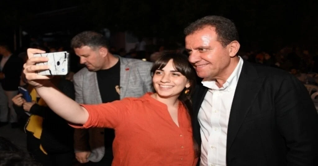 Mersinde Öğrenim Yardımı Başvuruları Devam Ediyor