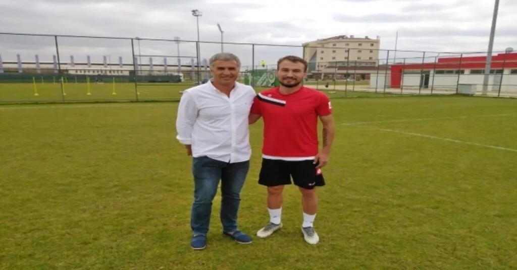 Metehan Andaç Özlü Yeniden Elazığ Belediyesporla Anlaştı
