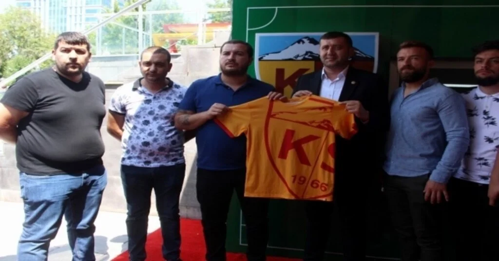 Milletvekili Ersoydan Kırmızıya Sarı Ol Kampanyasına Destek