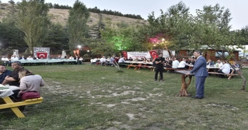Muhtarlar Yerel Yönetimlerin Sac Ayağı