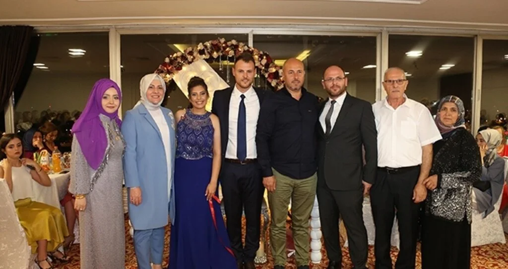 Mutluluğa ilk adımı attılar 
