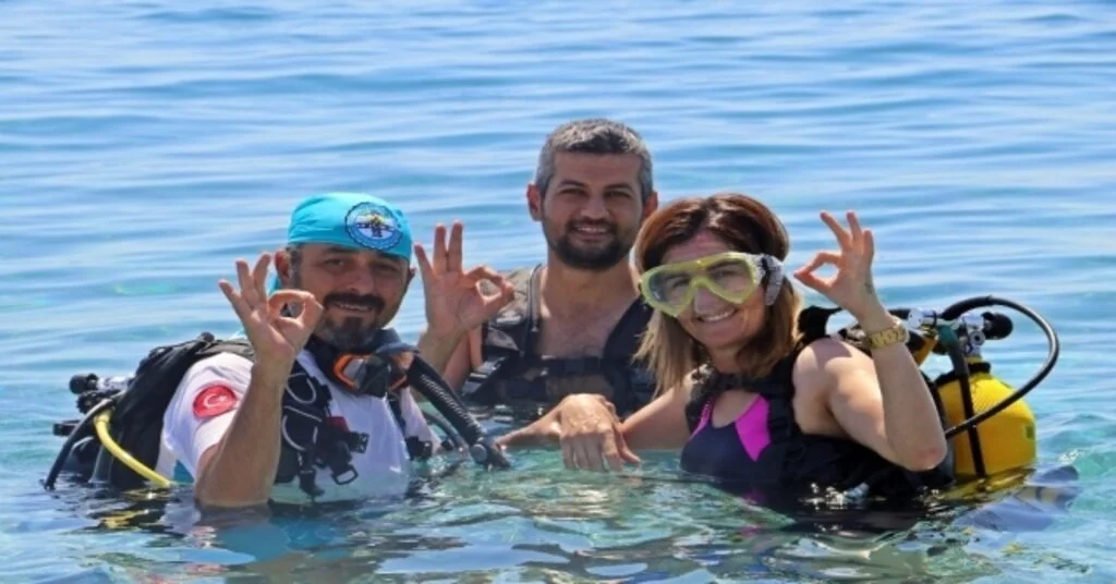 Otizmli Çocuk Annelerinin Tüplü Dalış Keyfi