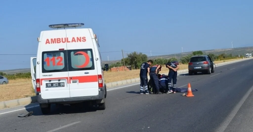 Otomobilin Çarptığı Elektrikli Motosiklet Sürücüsü Hayatını Kaybetti