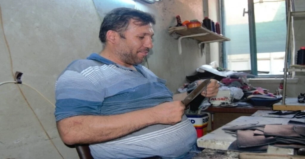 (Özel) 40 Yıldır El Yapımı Ayakkabı Üretiyor