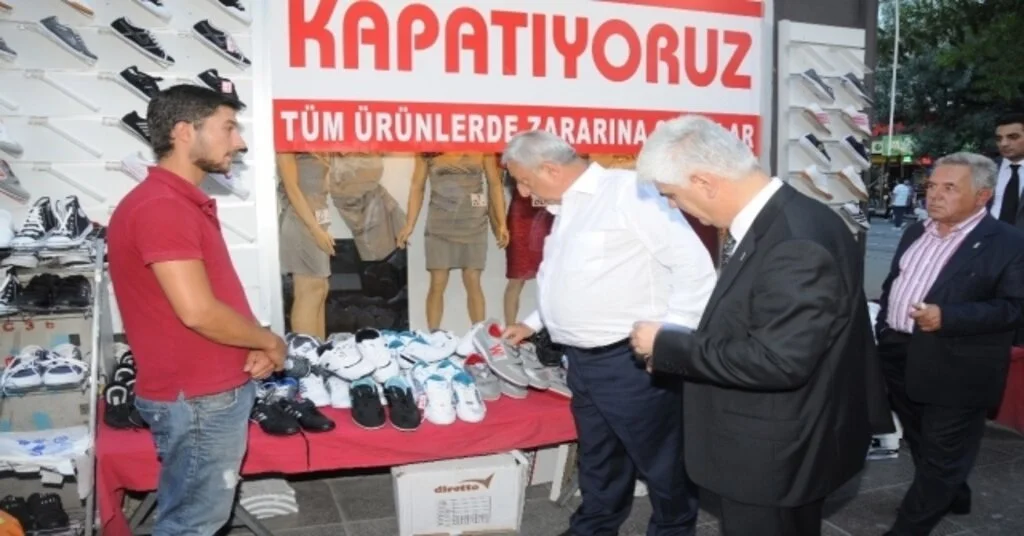 Palandöken: “Her Bayram Öncesi Aynı İndirim Aldatmacası”