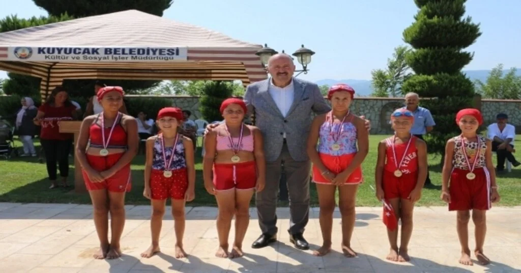 Pamukörende Yaz Kursları Yıl Sonu Gösterisiyle Tamamlandı
