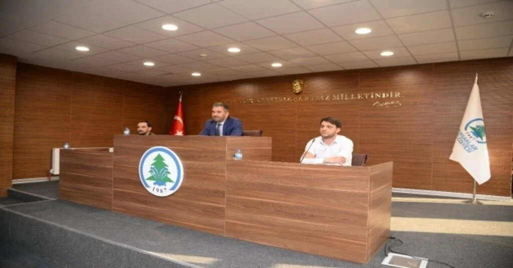 Pursaklarda Yeni Belediye Binasında İlk Meclis Toplantısı Yapıldı