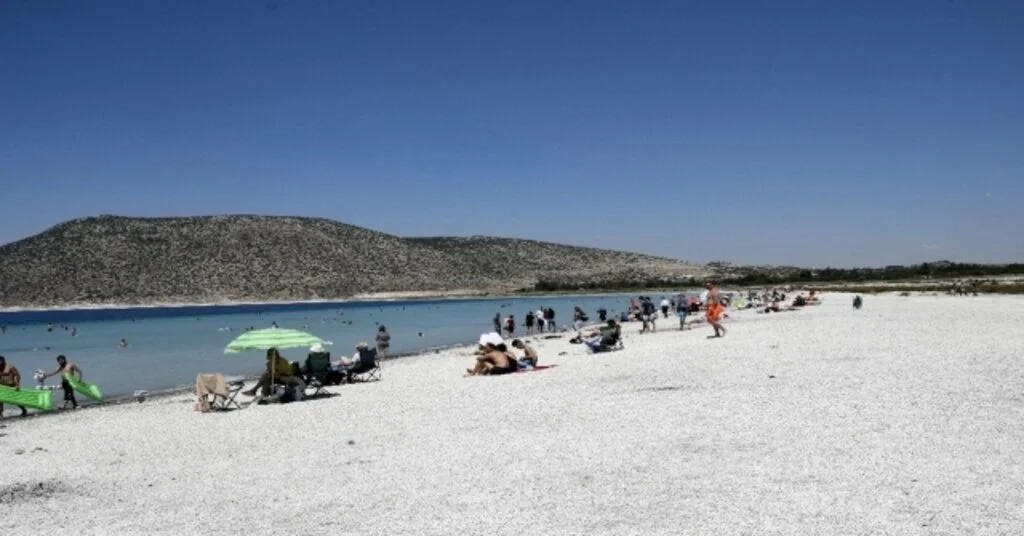 Salda, Yıl Sonuna Kadar 1 Milyon Ziyaretçi Bekliyor