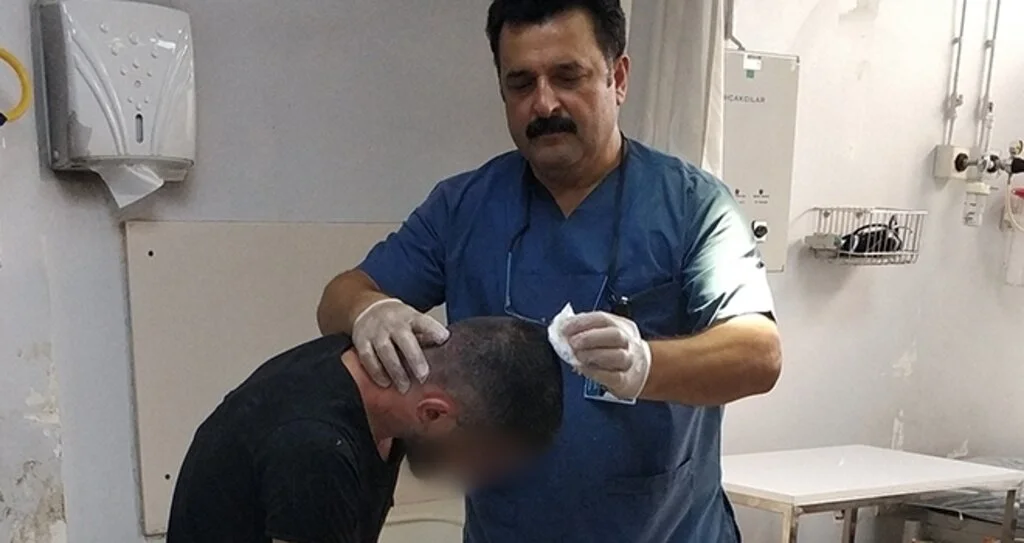Samsun'da Bıçaklı saldırıya uğrayan genç hastanelik oldu
