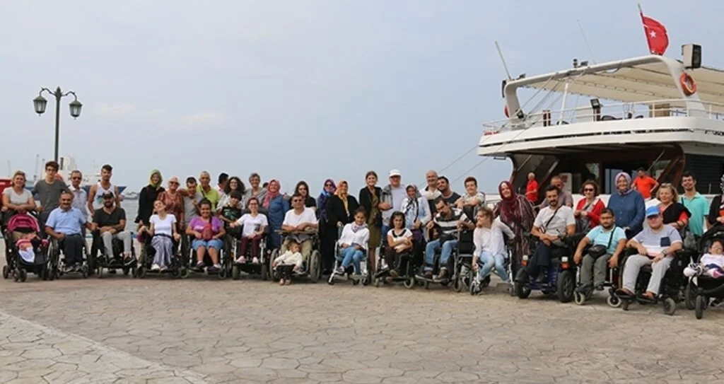 Samsun'da Engelliler denizle buluştu 