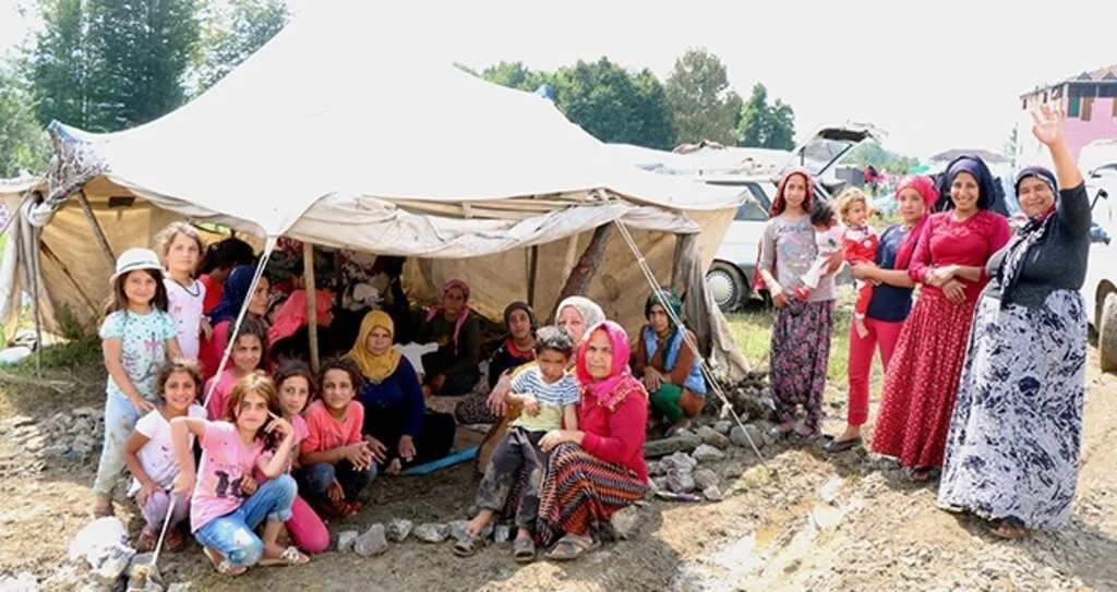 Samsun'da Fındık işçileri yara sarıyor