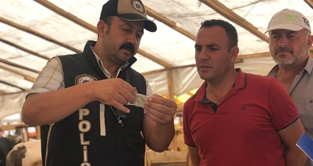 Samsun'da Kurban satıcılarına sahte para ve dolandırıcılık uyarısı