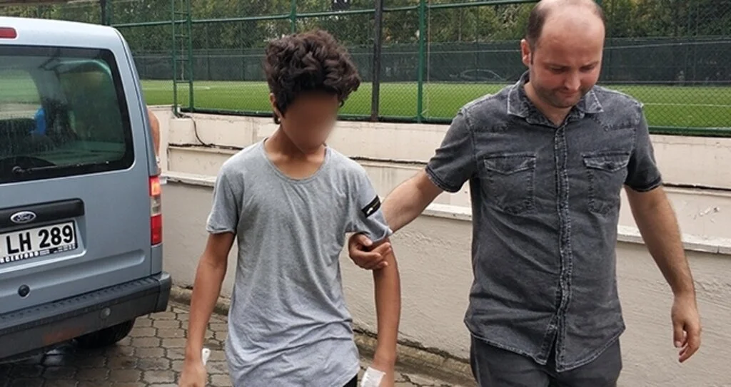Samsun'da Lunaparkta 2 kişiyi bıçakla yaralayan çocuk adliyede