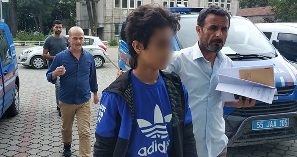 Samsun'da Lunaparkta 2 kişiyi bıçaklayan çocuk yeniden gözaltına alındı