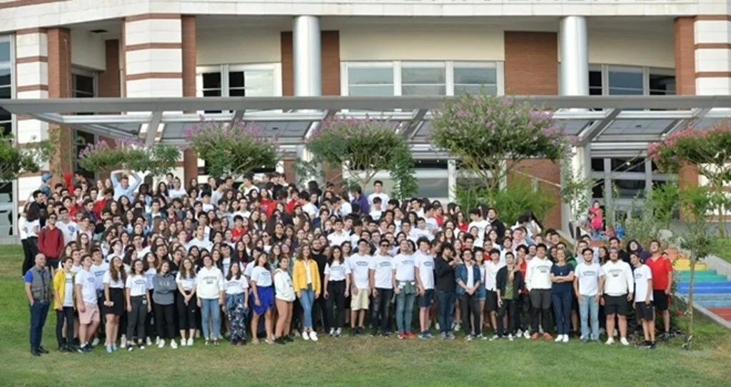 Samsunlu öğrenciler Sabancı Üniversitesi Lise Yaz Okulları'nı tamamladı