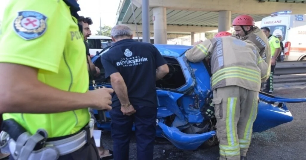 Sefaköyde Trafik Kazası: 3 Yaralı