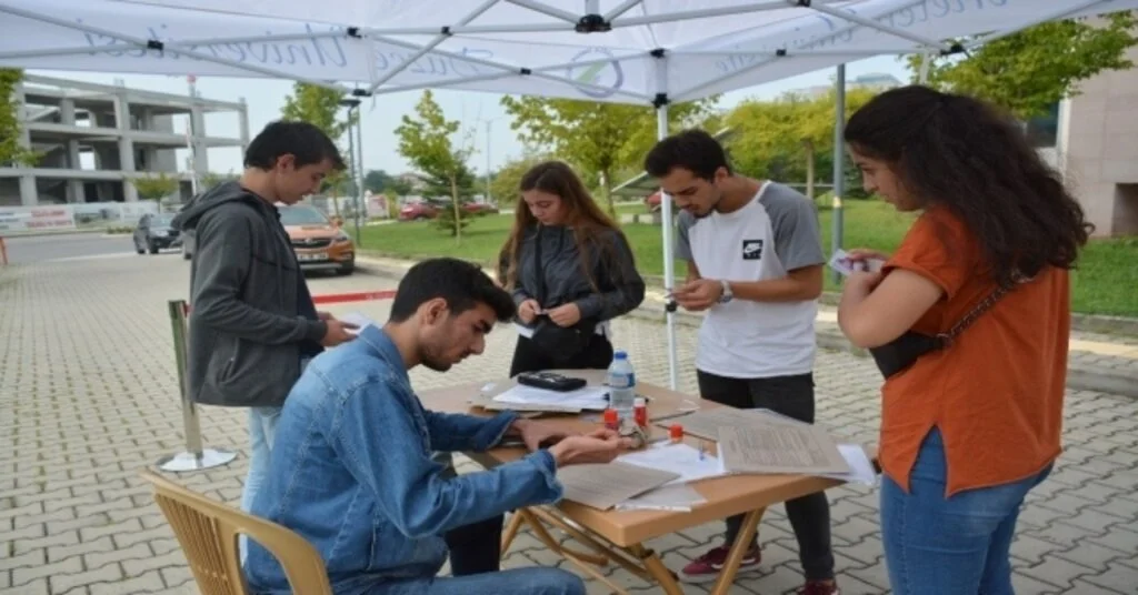 Şehit Ve Gazi Yakınlarına Kontenjan