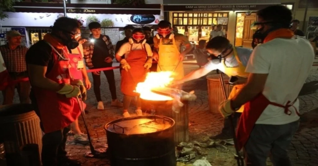 Seramik Pişirim Teknikleri Çalıştayı Devam Ediyor