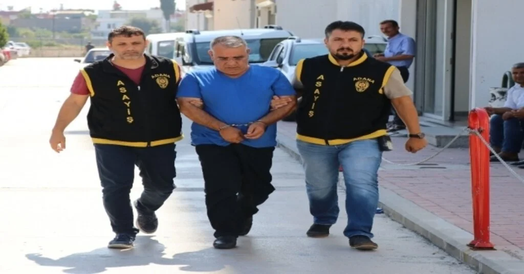 Sihir Yaparak Vatandaşları Dolandırdı