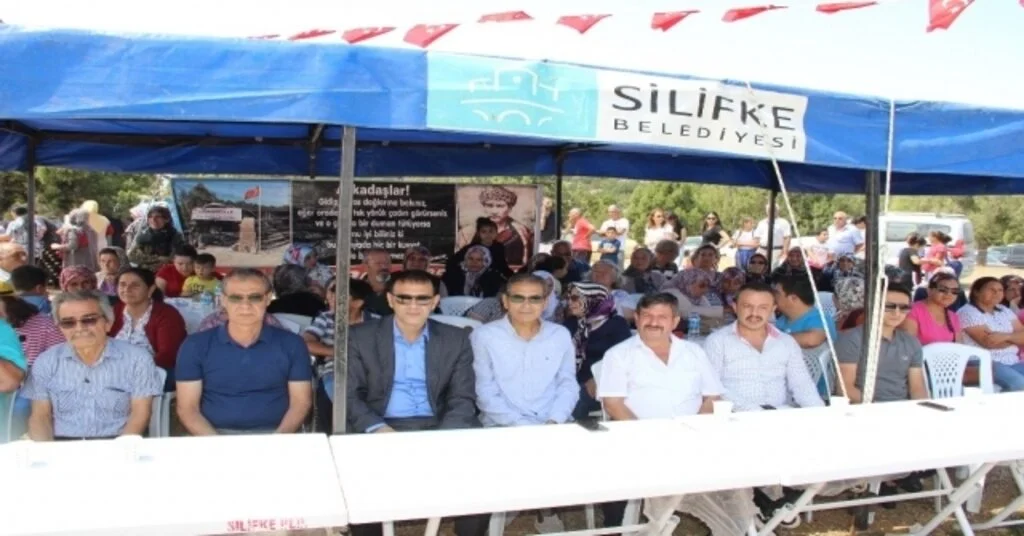 Silifkede İmamuşaklılar Kırtıl Dağında Yörük Şenliği Düzenledi