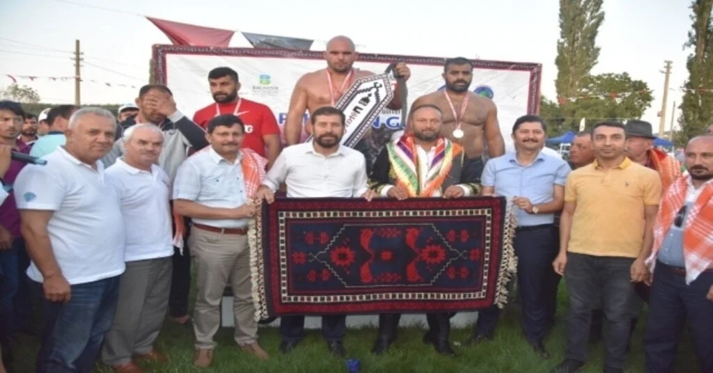 Sındırgıda Başpehlivan Dağdeviren