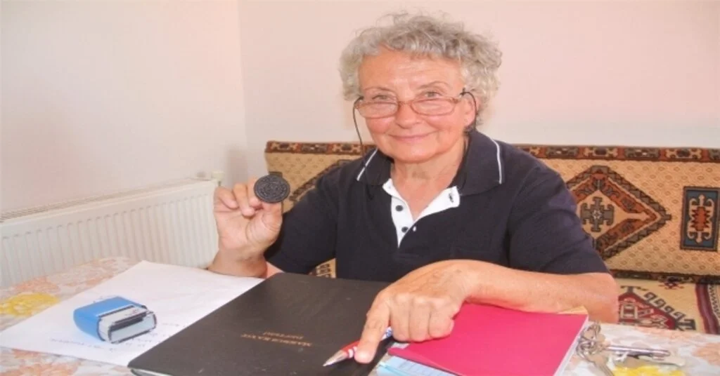 Şirin Köyün Hükümet Kadını
