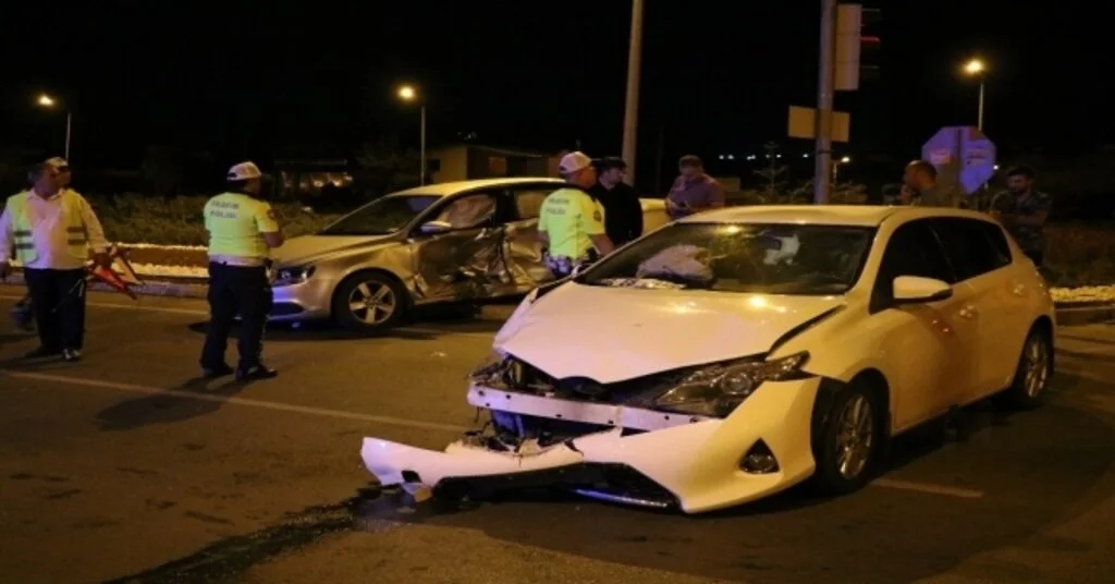 Sivasta Trafik Kazası 10 Yaralı