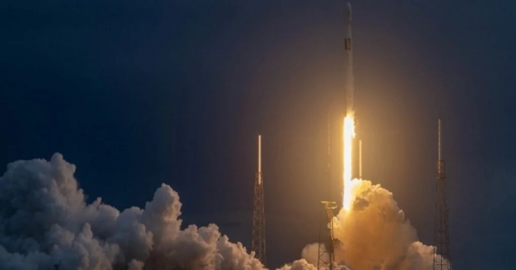 Spacex, İsrailin Haberleşme Uydusunu Uzaya Gönderdi
